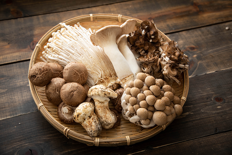 assorted-japanese-mushroom